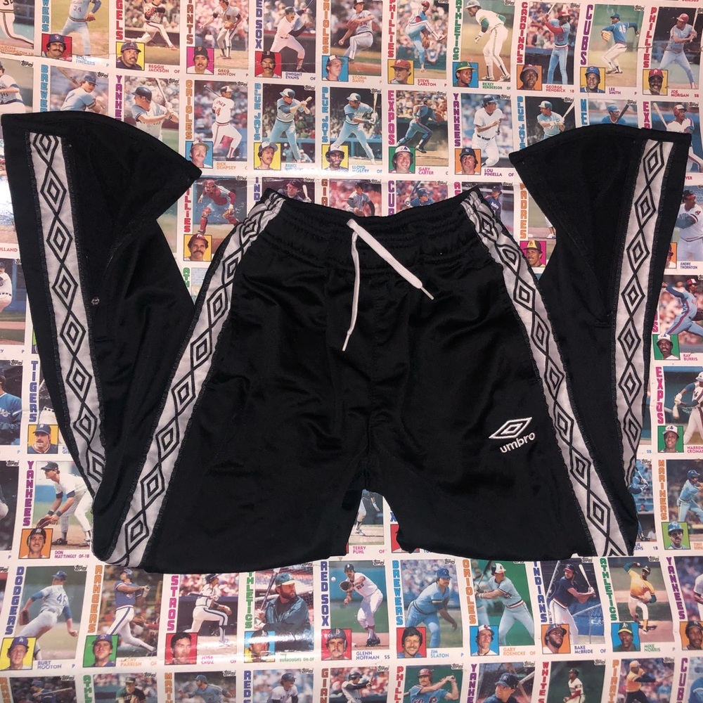 Vintage 90’s Umbro track sweatpants sz Boys M
